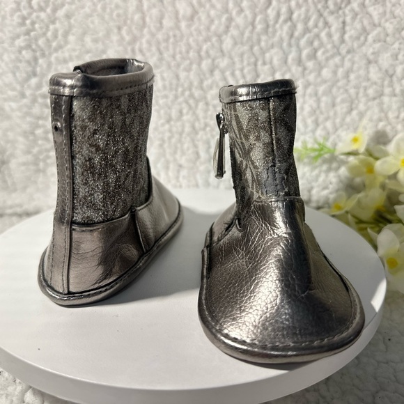 MICHAEL Michael Kors baby Silver Ankle Boots with Side Zipper - Picture 1 of 9
